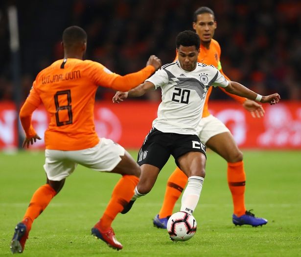 Đức ghi 3 bàn vào lưới Hà Lan, Van Dijk bị so sánh với Lovren - Bóng Đá