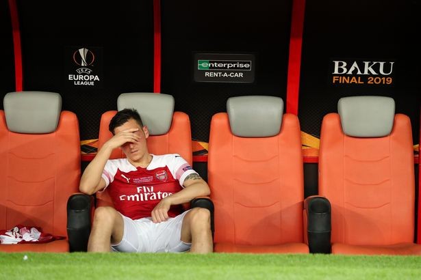 Fabregas nói về Ozil - Bóng Đá
