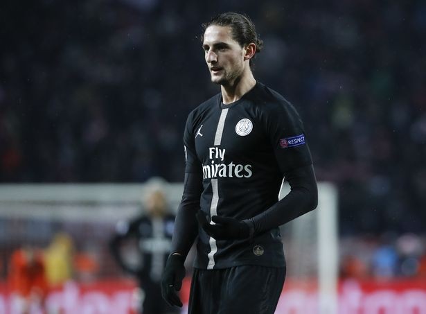Rabiot sa thải mẹ - Bóng Đá