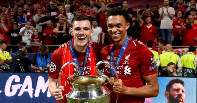 Kenny Dalglish urges Andy Robertson to ignore Barcelona transfer talk after Liverpool's Champions League final win - Bóng Đá