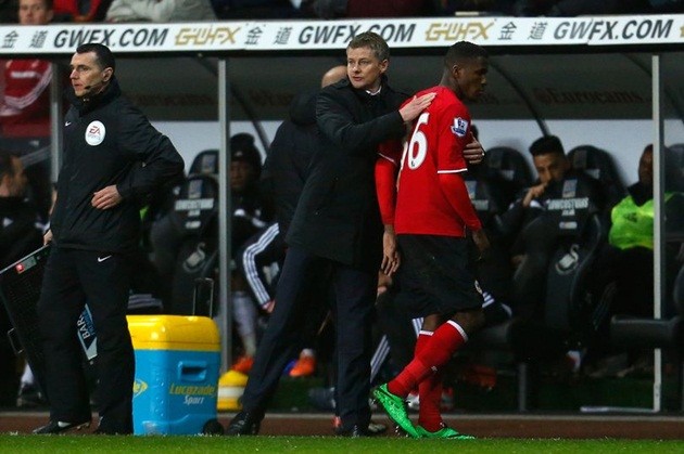 Ole Solskjaer lý giải vì sao Zaha không thành công ở United - Bóng Đá