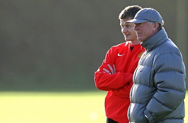 Sir Alex muốn M.U bổ nhiệm Solskjaer ngay lập tức - Bóng Đá