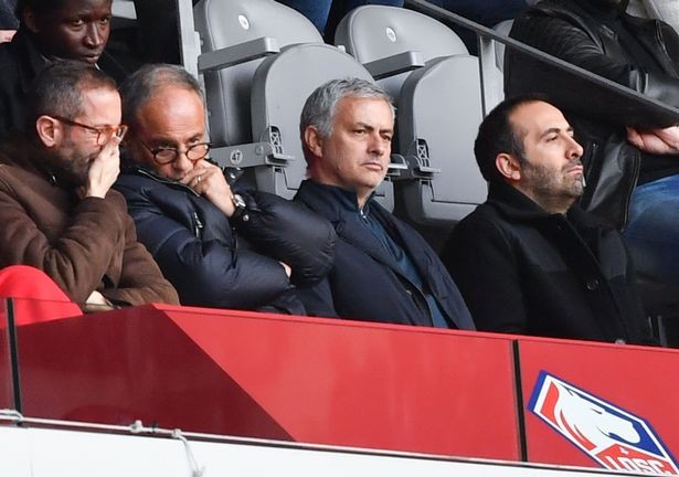 Gặp nhân vật đặc biệt, Mourinho đã chọn xong bến đỗ mới gây sốc? - Bóng Đá