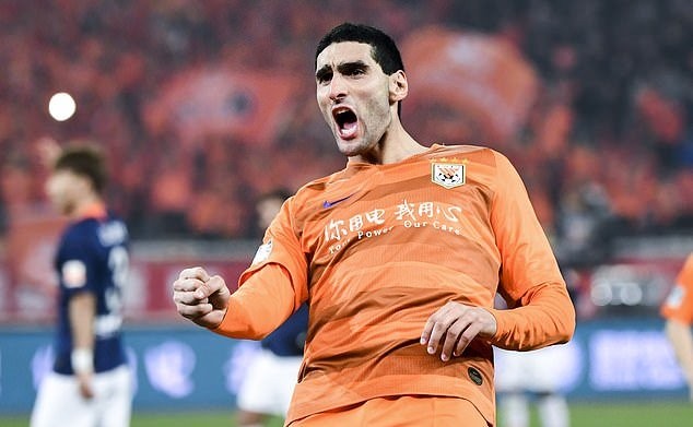 Fellaini ghi bàn ngay trận ra mắt Sơn Đông Lỗ Năng - Bóng Đá