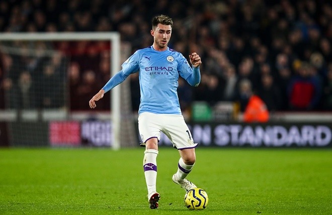 FAN MU nói về Fernandes - Bóng Đá