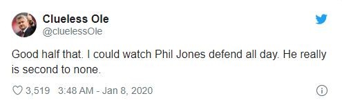 Manchester United fans berate Phil Jones for performance vs Manchester City - Bóng Đá