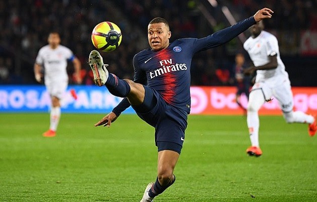 Top 10 cầu thủ giá trị nhất thế giới: CR7 bật bãi, 