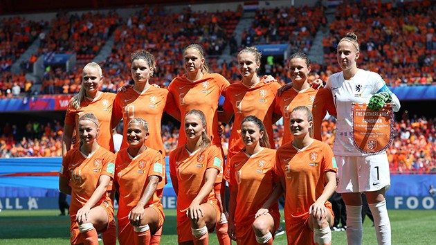 ảnh: nữ hà lan nữ cameroon - Bóng Đá