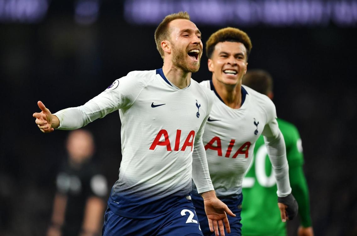 Chuyển nhượng 25/04: M.U giật bom tấn đắt kỷ lục; Điều kiện khủng Hazard tới Real; Arsenal thải loại 7 cái tên - Bóng Đá
