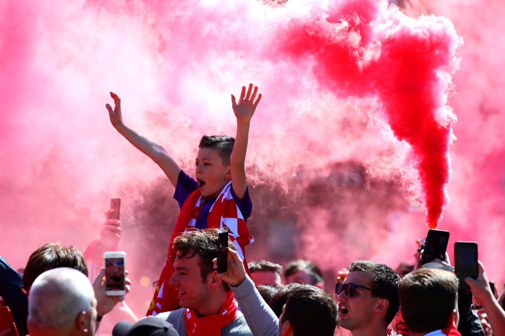 những khoảnh khắc đẹp nhất vòng 38 NHA - Bóng Đá