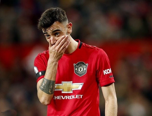 10 điểm nhấn sau vòng 25 Premier League - Bóng Đá