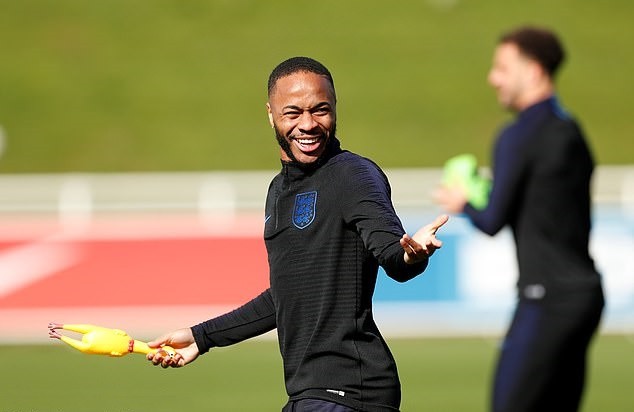 Mu đến sân tập - Bóng Đá