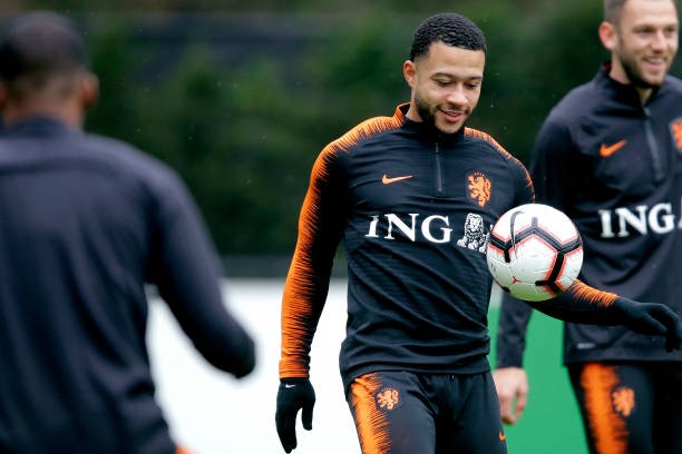 Vừa hạ Van Dijk và đây là thái độ của Babel trong ngày 