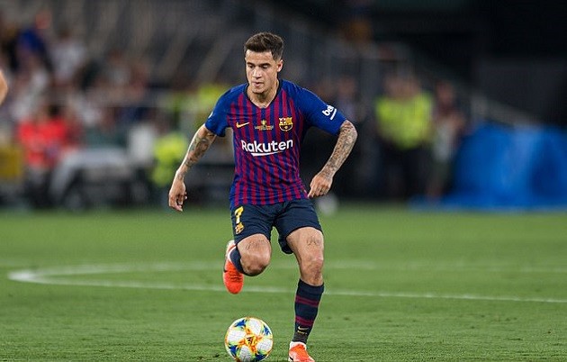 Điểm mặt 8 cái tên Barca dùng làm vật 