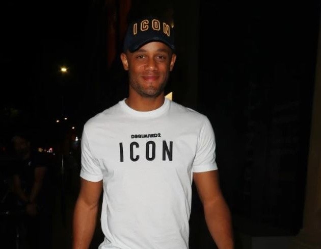 Man City stars Kompany, Silva, De Bruyne and Co celebrate historic Treble and say farewell to legendary skipper - Bóng Đá