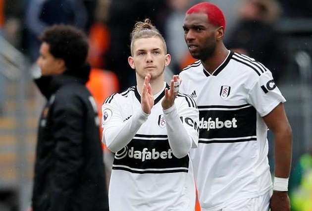 Chân dung cầu thủ trẻ tuổi nhất trong lịch sử Premier League - Bóng Đá