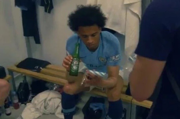 Dàn sao Man City lạ lẫm với món ăn được chủ nhà Brighton mời - Bóng Đá