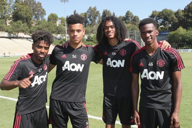 SỐC: Học viện Man Utd áp dụng công nghệ của đội trưởng Man City - Bóng Đá