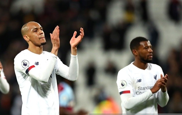 Chamberlain ghi bàn, Firmino lao vào tính 'đá bay' cả đồng đội - Bóng Đá