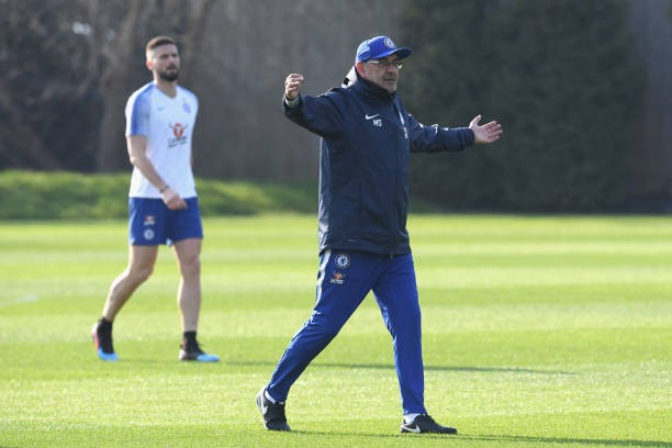 Sarri bực dọc ra mặt khi học trò chưa hiểu thế nào là 