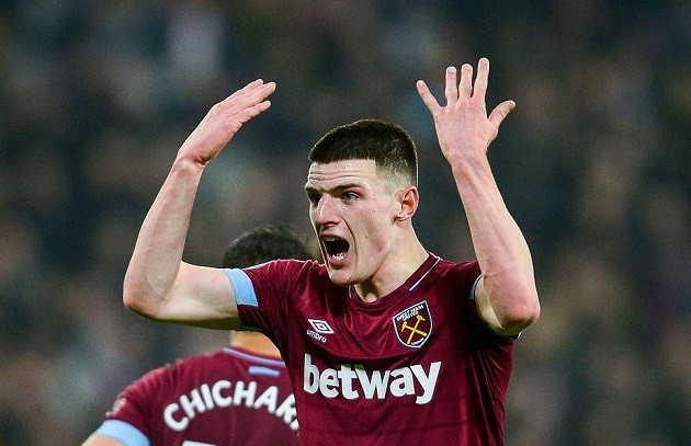 Người cũ của Liverpool lại nổ súng sau gần một thập kỉ  - Bóng Đá