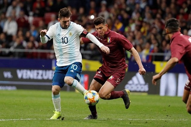 Ronaldo tỏ thái độ lạ, biết trước thất bại của Juventus? - Bóng Đá