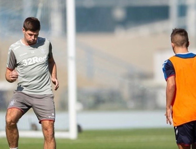 Man Utd, Chelsea and Arsenal stars train at same sprawling Dubai sports complex during Premier League winter break - Bóng Đá