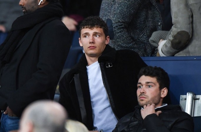 Benjamin Pavard attending PSG against Monaco at The Parc des Princes last night. - Bóng Đá