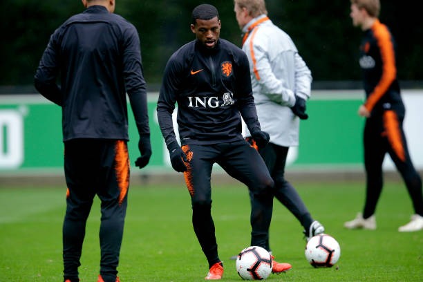 Vừa hạ Van Dijk và đây là thái độ của Babel trong ngày 