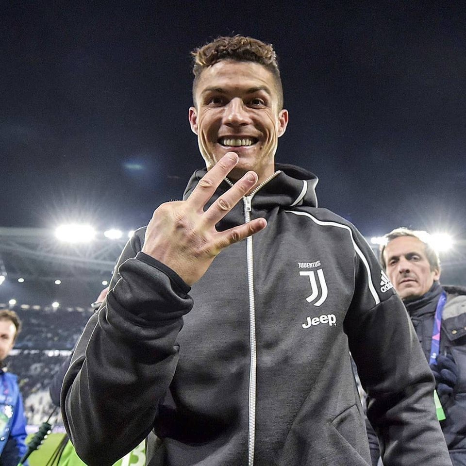 Manuel Neuer 'in contact with Juventus over stunning Serie A switch' - Bóng Đá