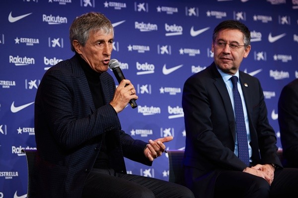 Tân HLV Barca phát biểu trong họp báo - Bóng Đá