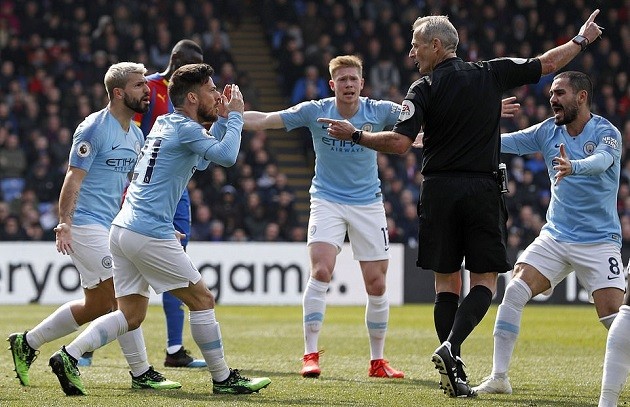 Đây là lí do khiến 35 triệu bảng cho Wan-Bissaka là quá rẻ - Bóng Đá