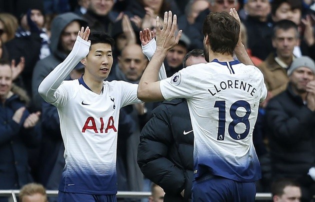 Tạo kỉ lục hiếm có, Lucas Moura vẫn ăn mừng theo cách bình dị nhất - Bóng Đá