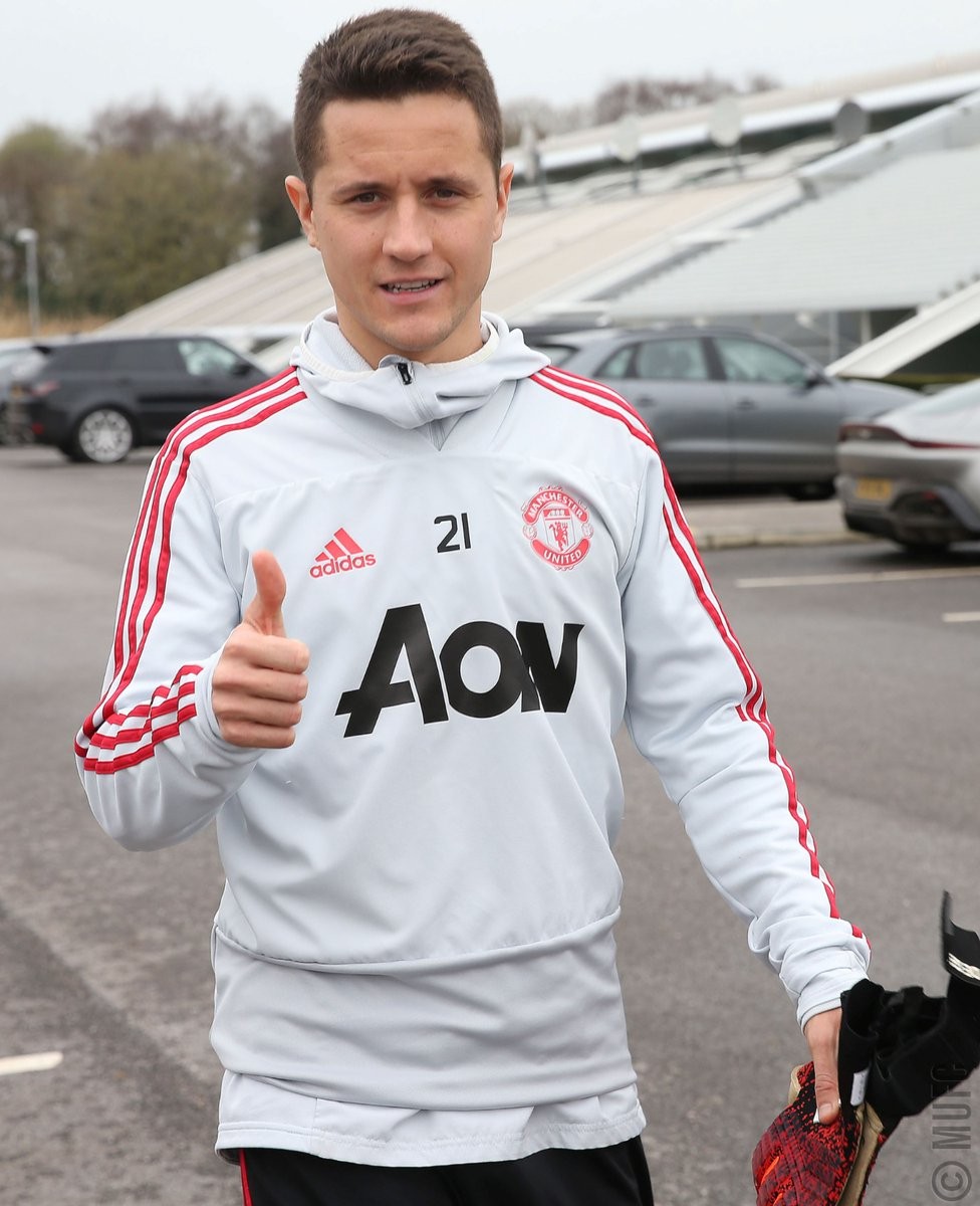 Mất vé vào Bán kết, 4 cầu thủ Crystal Palace hỏi tội tiền đạo của Watford - Bóng Đá