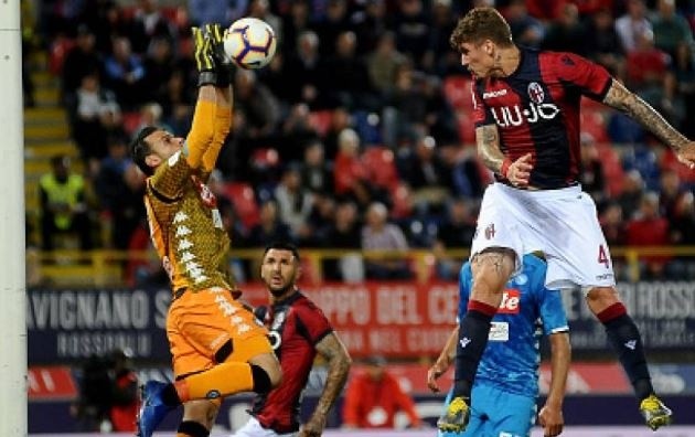 Thầy trò Carlo Ancelotti gục ngã trước Bologna trong ngày hạ màn Serie A - Bóng Đá