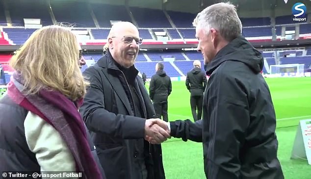 Diễn biến 'ấm lòng' tại Man United trước giờ chiến PSG (Solskjaer gặp ông chủ) - Bóng Đá