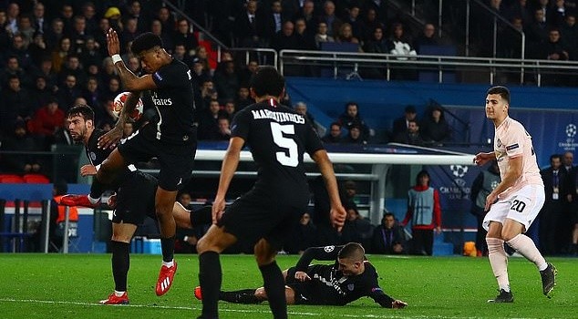 Michael Fabbri: Người dũng cảm 'bẻ' lại VAR - Bóng Đá