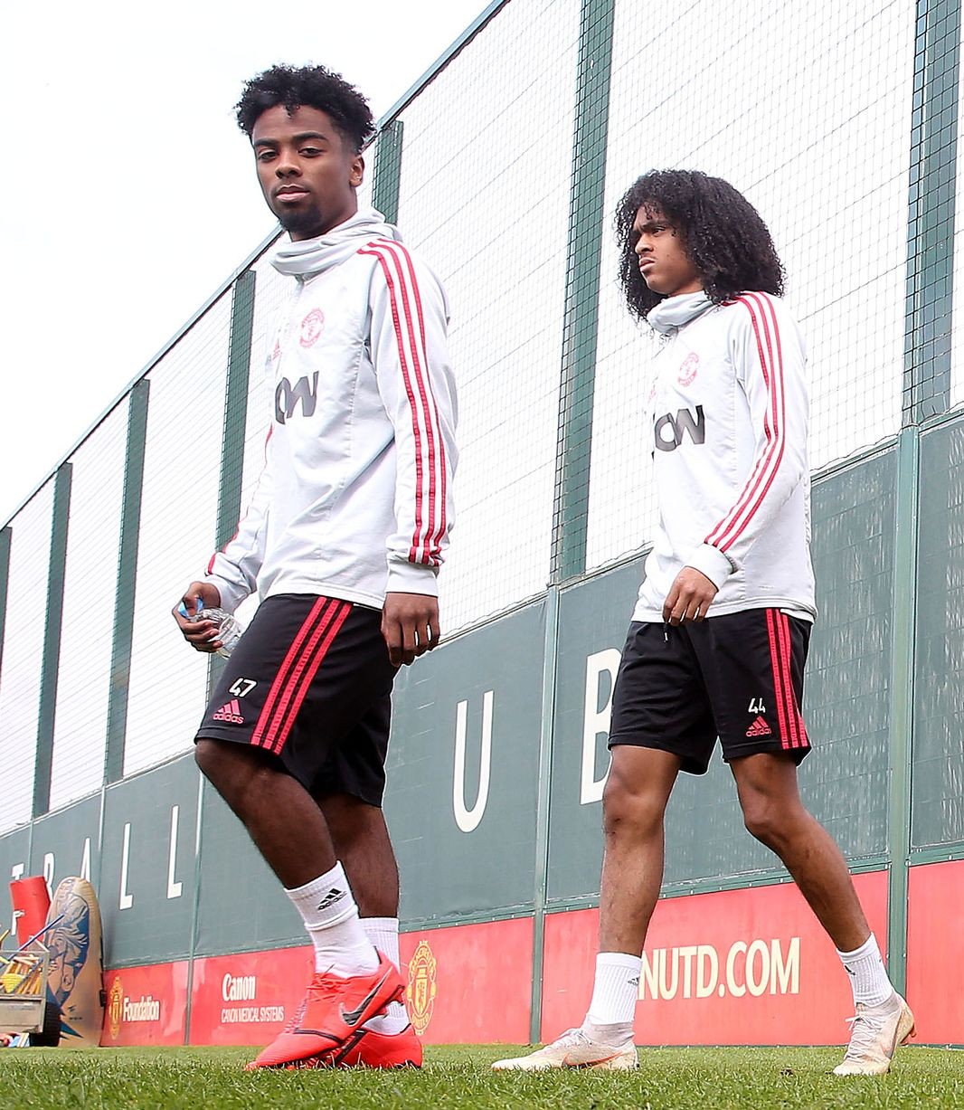 MU tập - Bóng Đá
