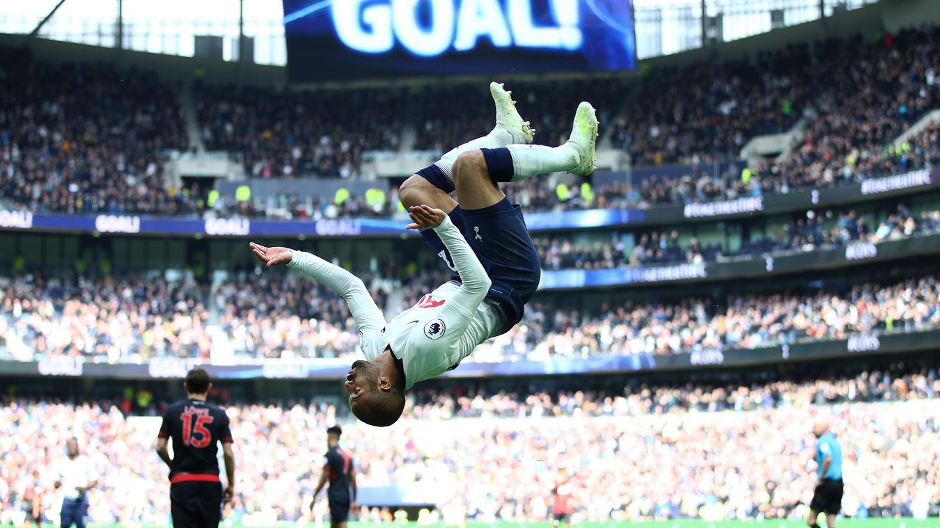 10 khoảnh khắc ấn tượng nhất vòng 34 Premier League - Bóng Đá
