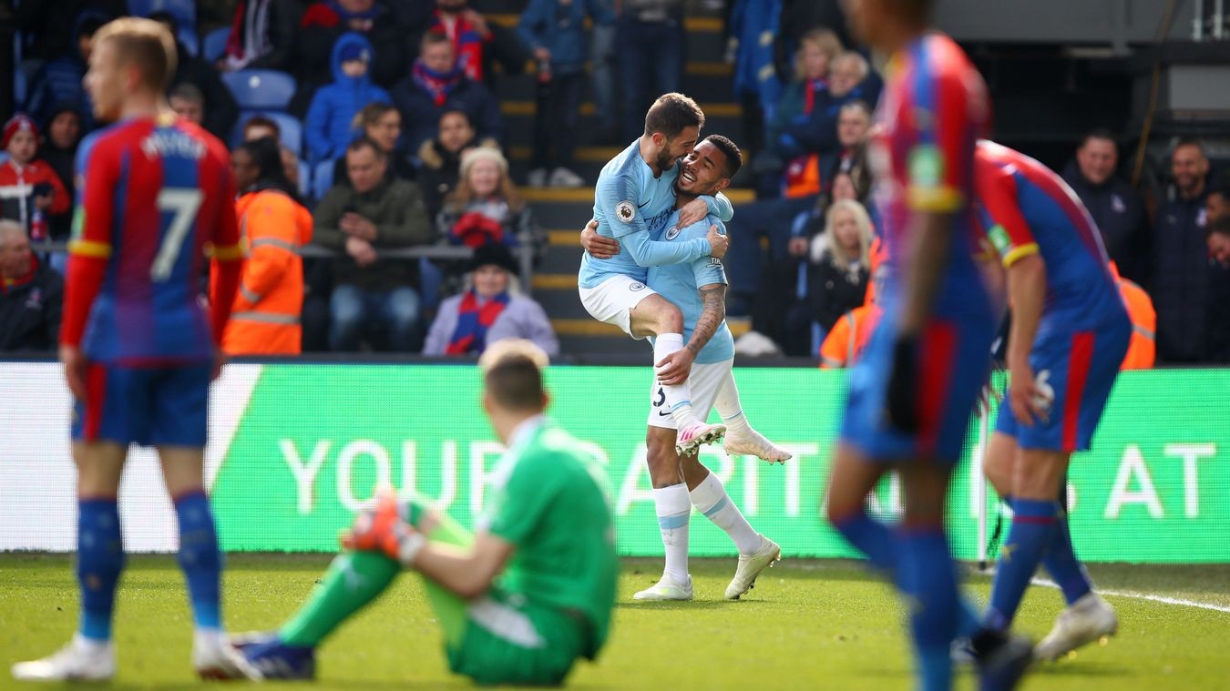 10 khoảnh khắc ấn tượng nhất vòng 34 Premier League - Bóng Đá