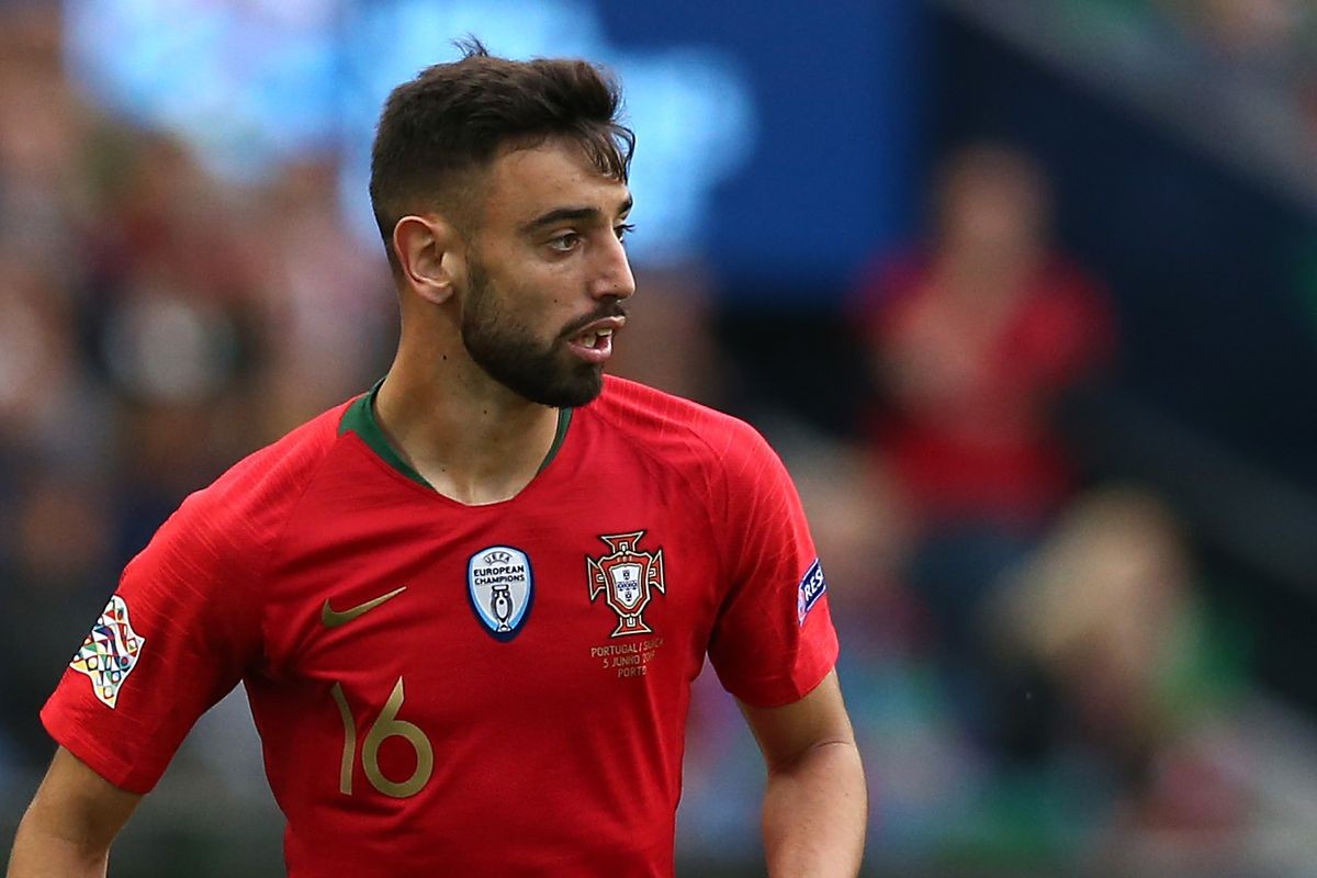Frederico Varandas (Sporting president) has returned from holiday and intends to solve Bruno Fernandes future as soon as possible - Bóng Đá