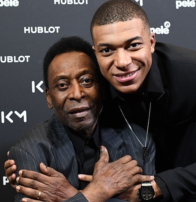 Pele gặp Kylian Mbappe tại sự kiện đồng hồ Thụy Sĩ - Bóng Đá