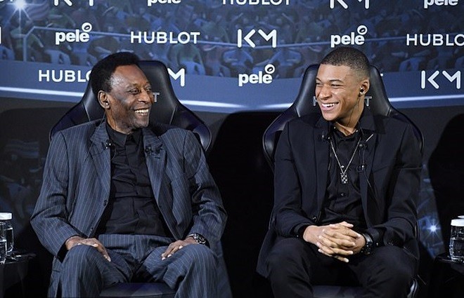 Pele gặp Kylian Mbappe tại sự kiện đồng hồ Thụy Sĩ - Bóng Đá