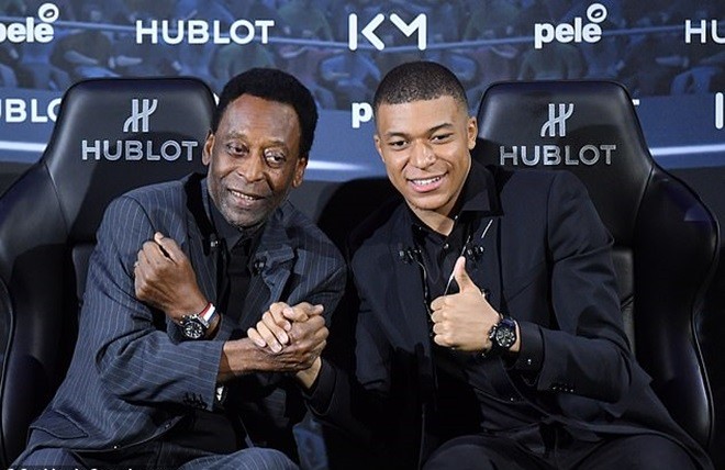Pele gặp Kylian Mbappe tại sự kiện đồng hồ Thụy Sĩ - Bóng Đá