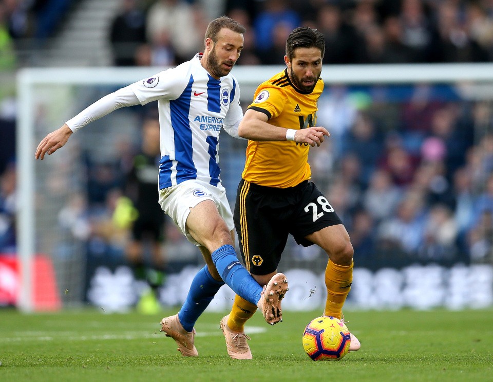 10 cầu thủ chơi bẩn nhất Premier League mùa 2018/19 - Bóng Đá