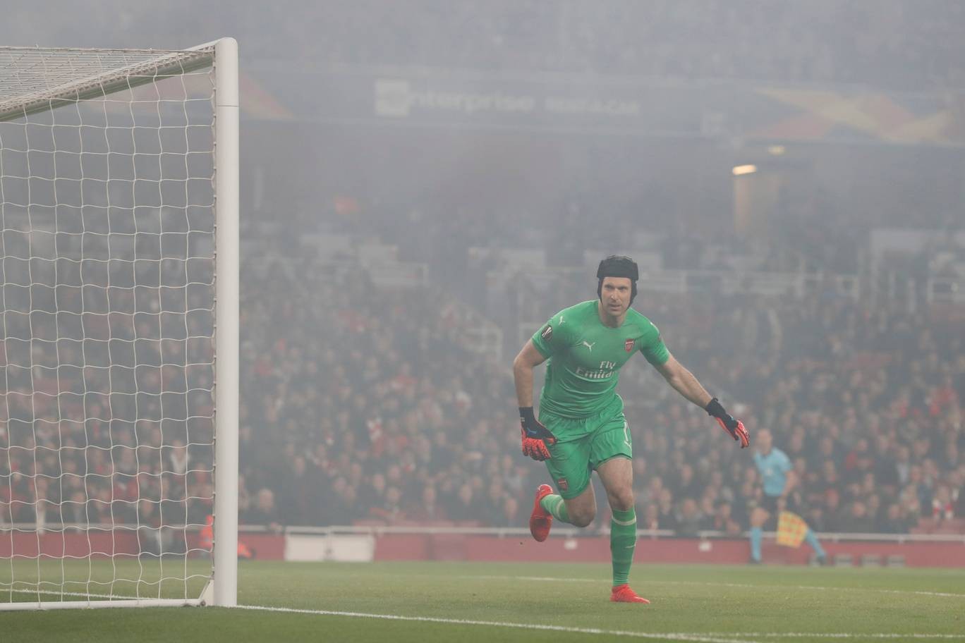 Ghi bàn lẫn kiến tạo, Aubameyang vẫn bị chấm điểm thua hậu vệ - Bóng Đá