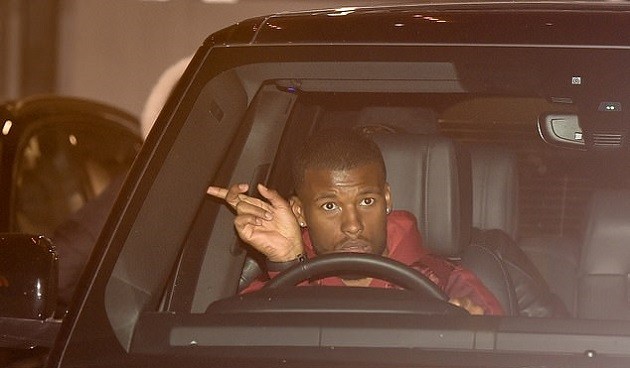 Ngược dòng ngoạn mục, dàn sao Liverpool rạng rỡ hết cỡ rời Anfield - Bóng Đá