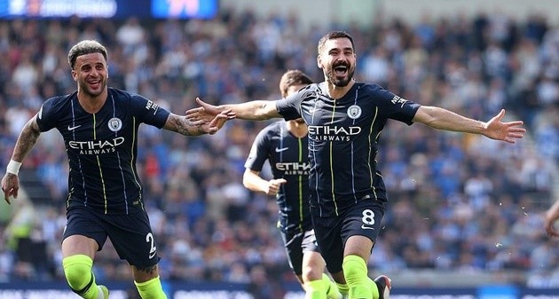Dàn sao Man City lạ lẫm với món ăn được chủ nhà Brighton mời - Bóng Đá