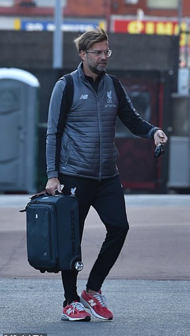 Liverpool và Chelsea đến khách sạn chuẩn bị đại chiến - Bóng Đá