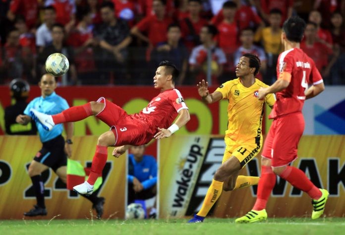 Dư âm vòng 11 V-League 2019: TP.HCM xây chắc ngôi đầu, Nhà vua phơi áo tại Thiên Trường - Bóng Đá